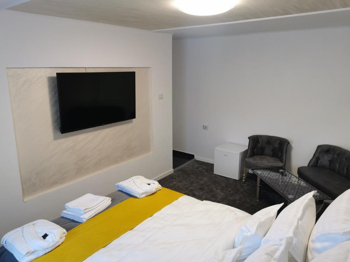 Appartement Casa Davison à Târgu Jiu Extérieur photo