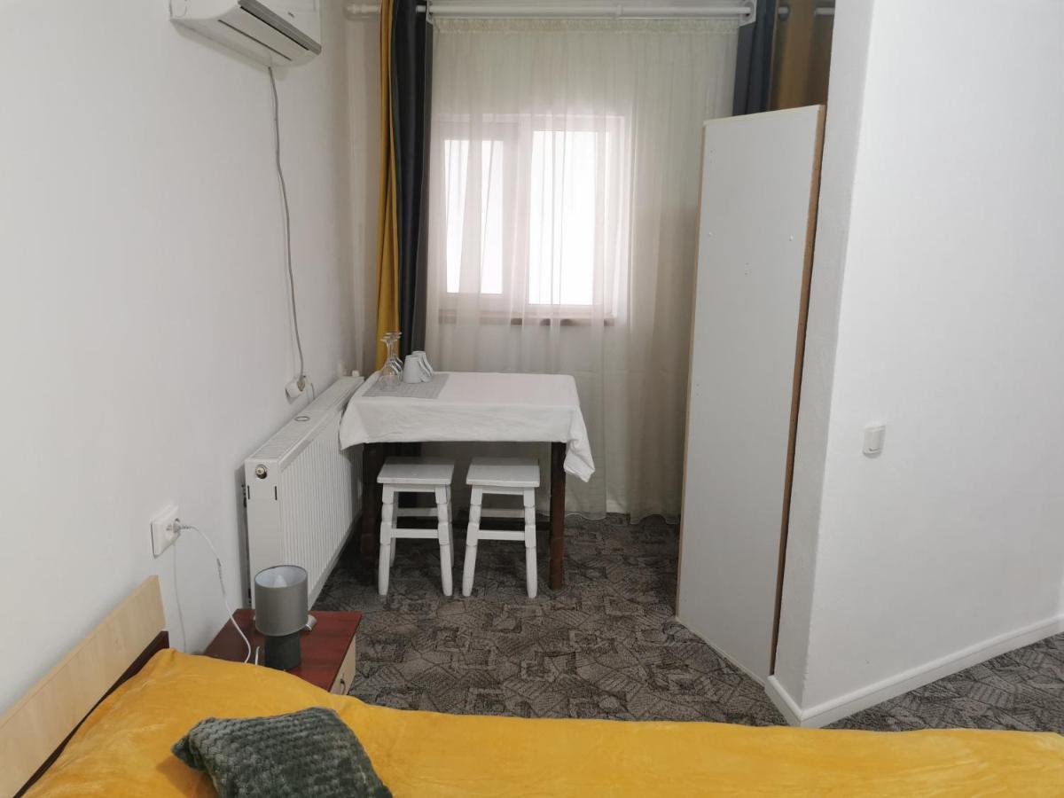 Appartement Casa Davison à Târgu Jiu Extérieur photo