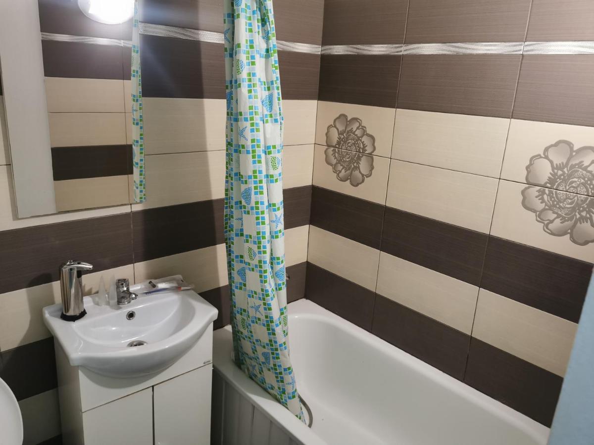 Appartement Casa Davison à Târgu Jiu Extérieur photo