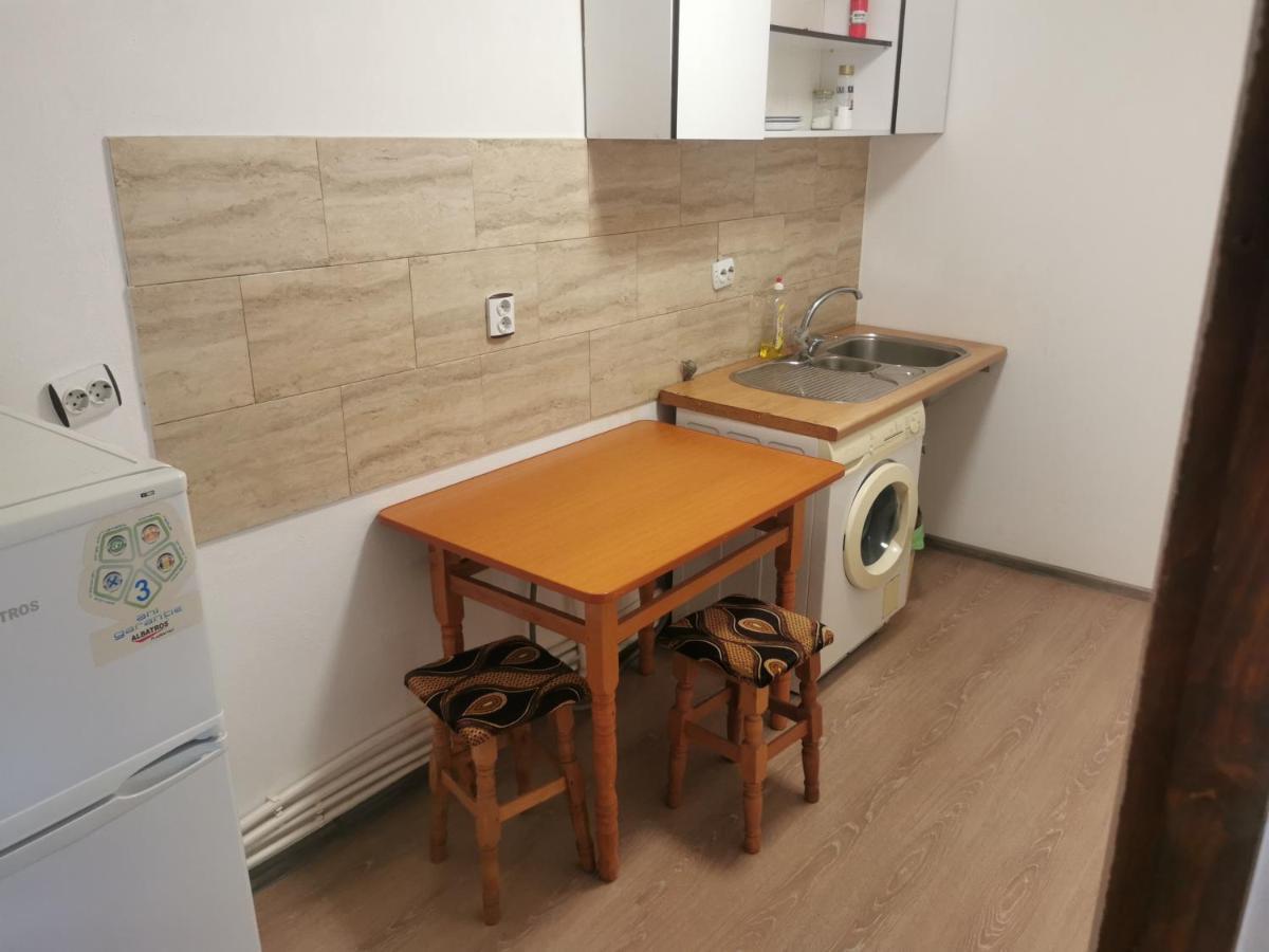 Appartement Casa Davison à Târgu Jiu Extérieur photo